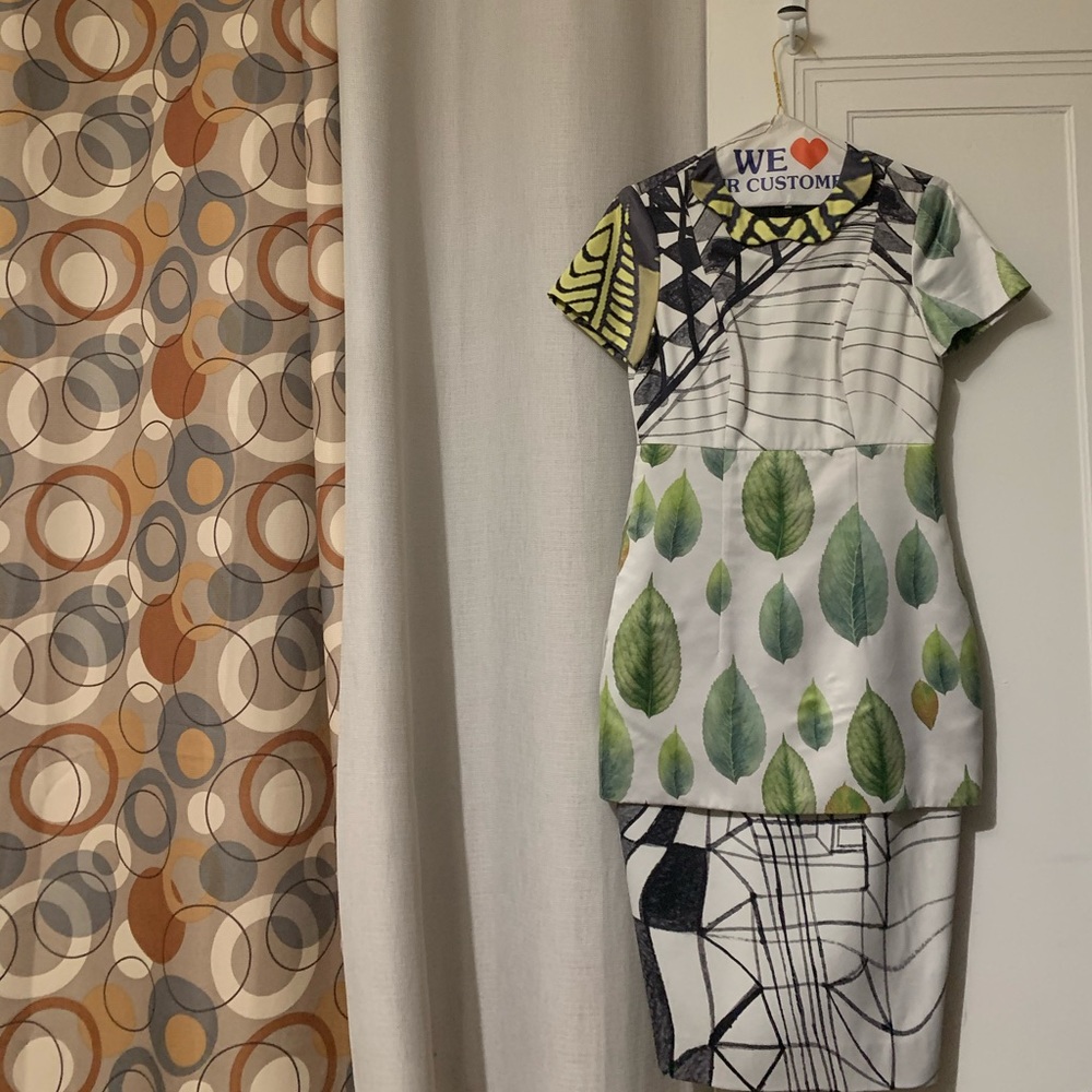 Dress - Picture 2 of 6